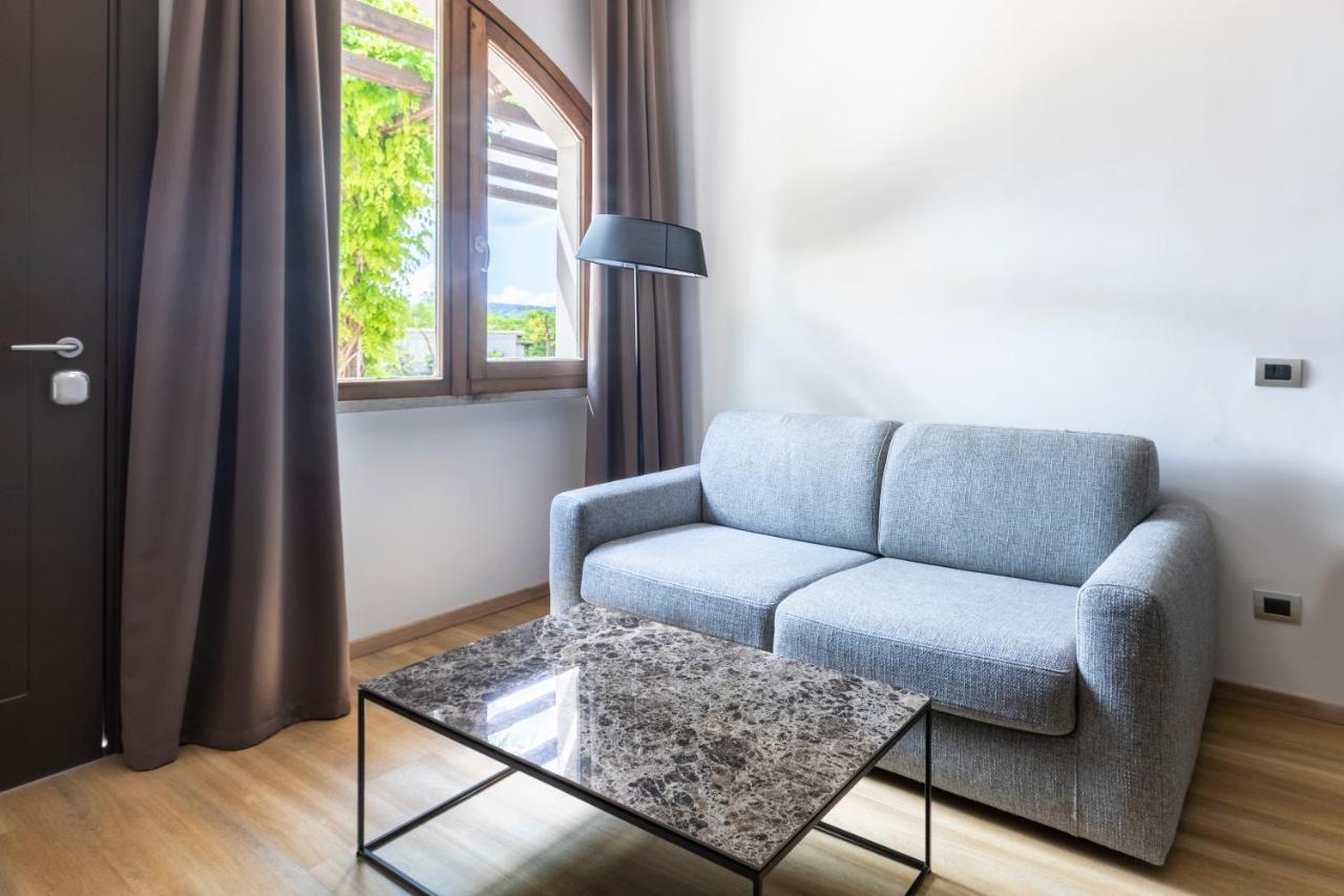 Antico Borgo Di Sutri Hotell Exteriör bild
