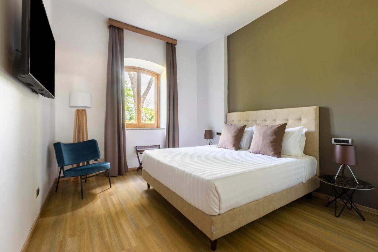Antico Borgo Di Sutri Hotell Exteriör bild