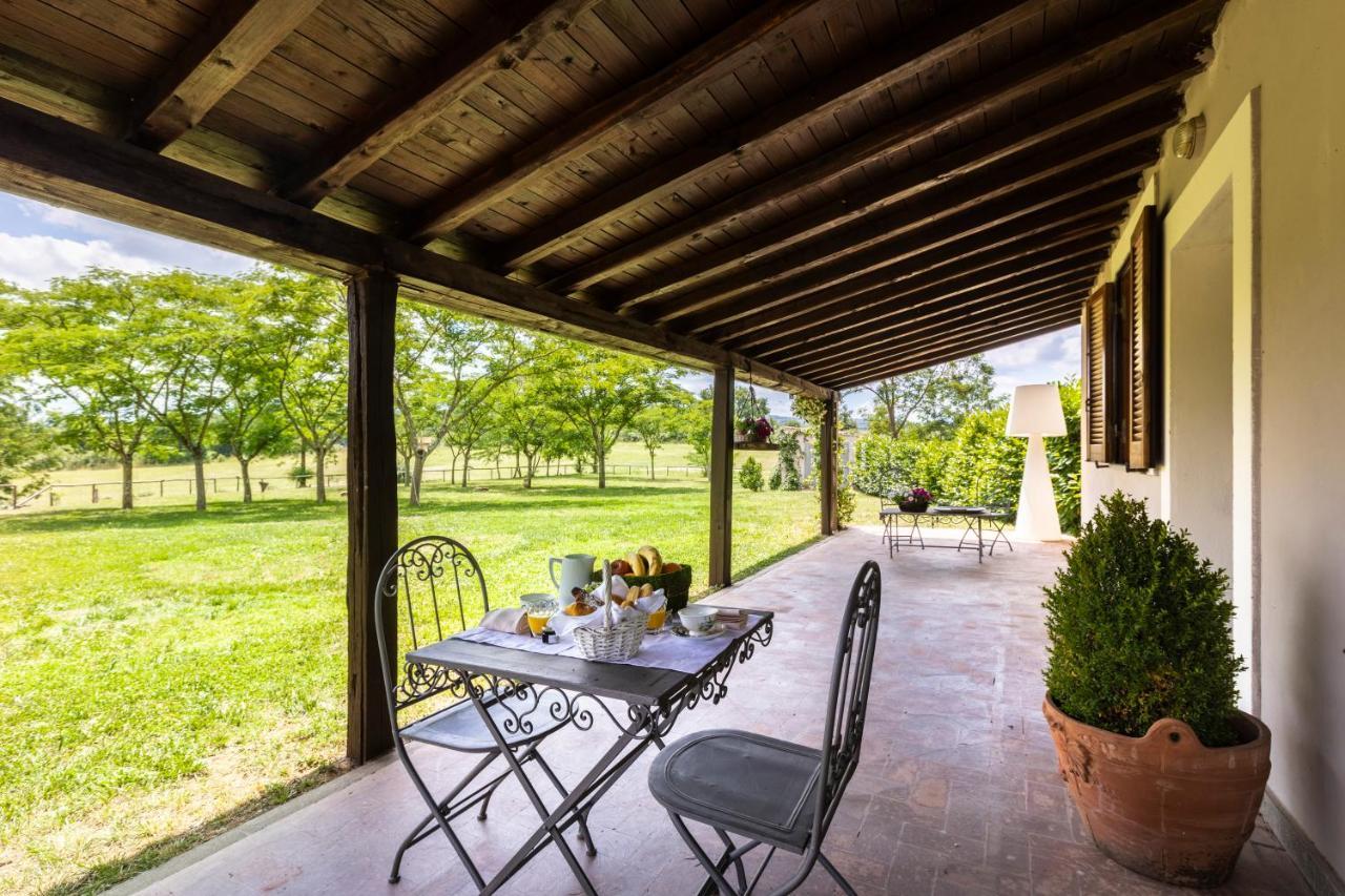 Antico Borgo Di Sutri Hotell Exteriör bild