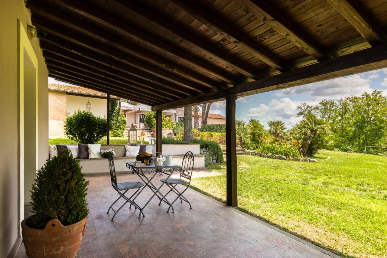 Antico Borgo Di Sutri Hotell Exteriör bild