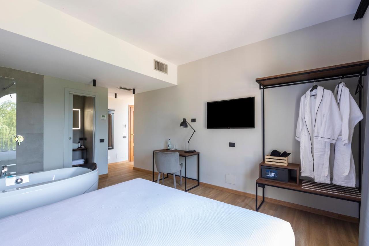 Antico Borgo Di Sutri Hotell Exteriör bild
