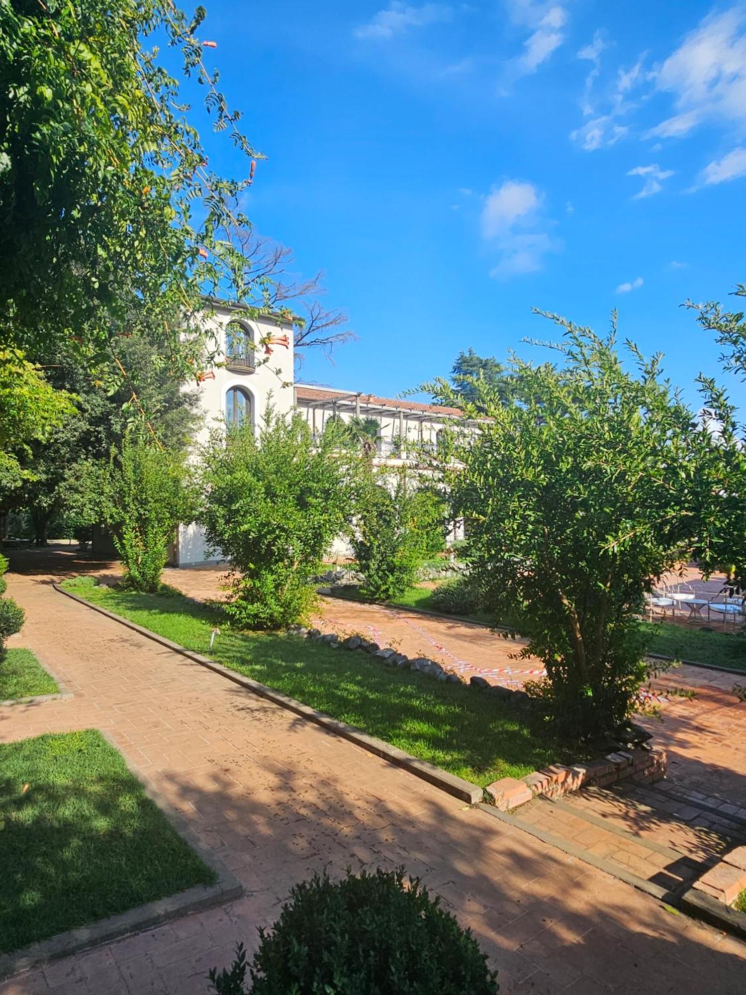 Antico Borgo Di Sutri Hotell Exteriör bild