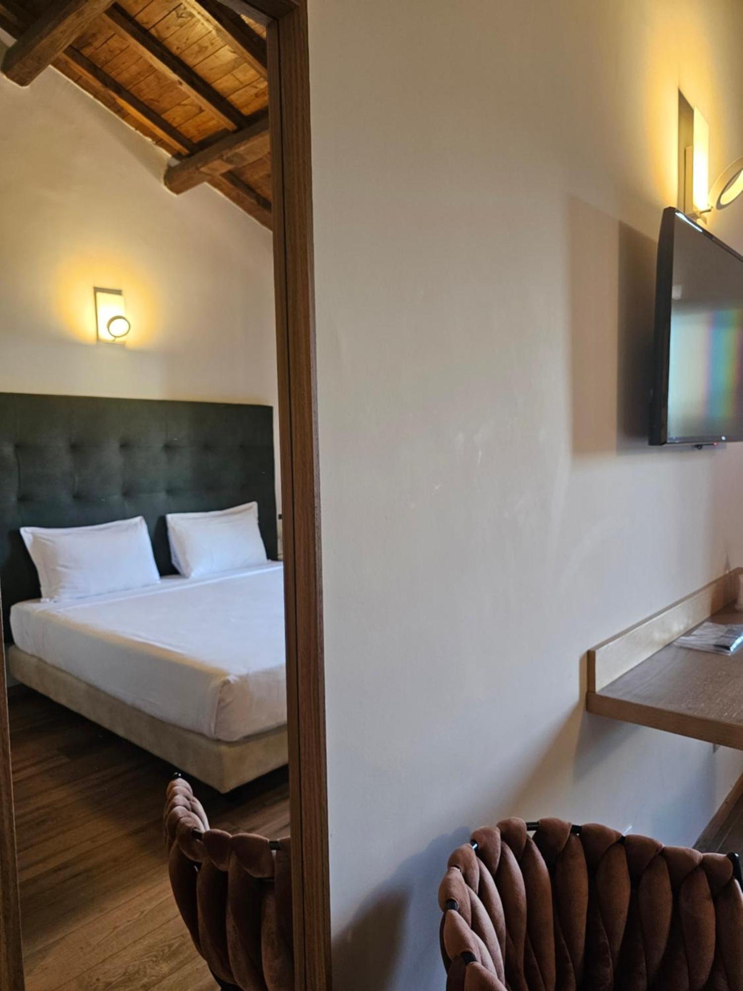 Antico Borgo Di Sutri Hotell Exteriör bild