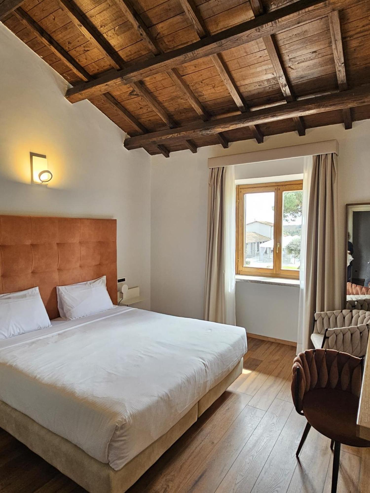 Antico Borgo Di Sutri Hotell Exteriör bild