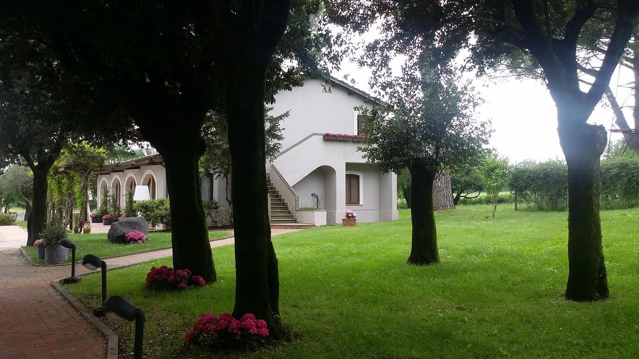 Antico Borgo Di Sutri Hotell Exteriör bild
